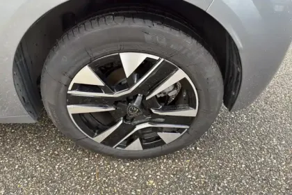 Photo 11 Peugeot 208  100 S&S BVM6