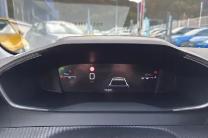 Photo 16 Peugeot 208  100 S&S BVM6