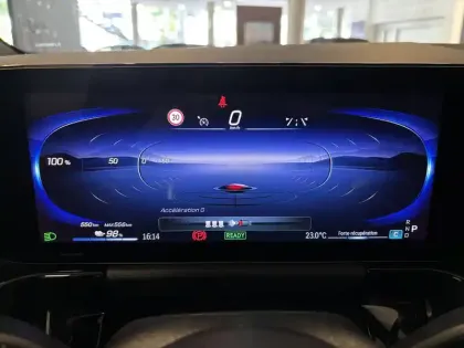 Photo 8 Mercedes EQA  250+