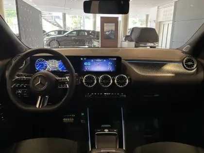 Photo 4 Mercedes EQA  250+