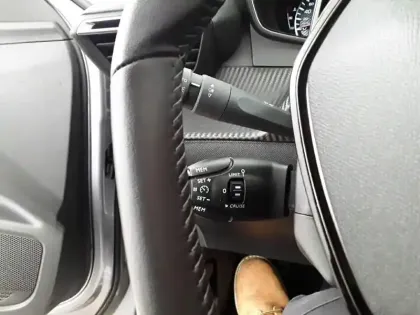 Photo 22 Peugeot 2008  PureTech 100 S&S BVM6