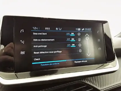 Photo 20 Peugeot 2008  PureTech 100 S&S BVM6