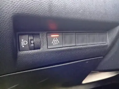 Photo 17 Peugeot 2008  PureTech 130 S&S EAT8