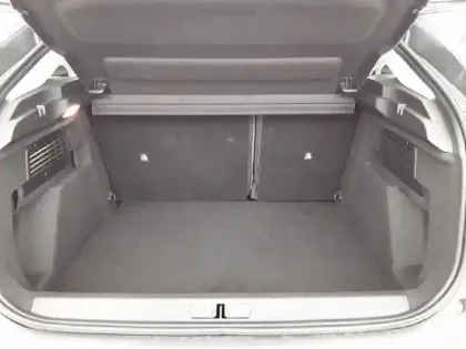 Photo 5 Citroën C4  Hybride 136 e-DCS6