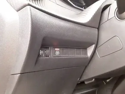 Photo 22 Peugeot 2008  Electrique 136 ch