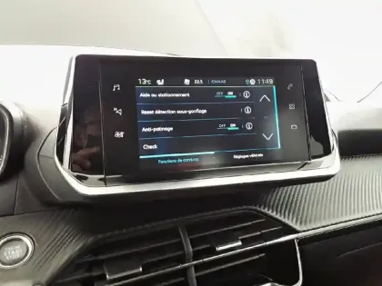 Photo 19 Peugeot 2008  Electrique 136 ch