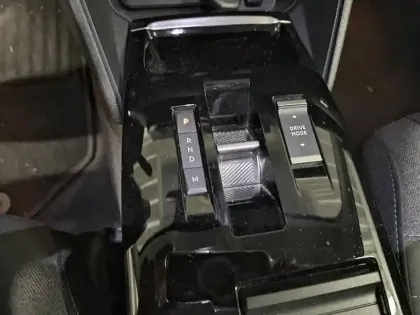 Photo 17 Citroën C4  PureTech 130 EAT8