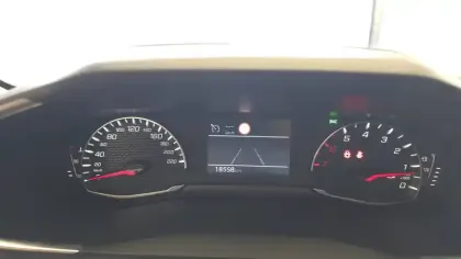 Photo 23 Peugeot 208  PureTech 100 S&S BVM6