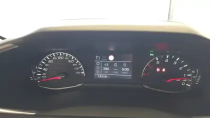 Photo 21 Peugeot 208  PureTech 100 S&S BVM6