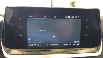 Photo 27 Peugeot 208  PureTech 100 S&S BVM6