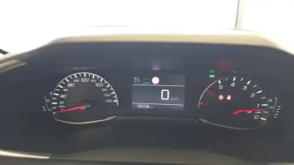 Photo 25 Peugeot 208  PureTech 100 S&S BVM6