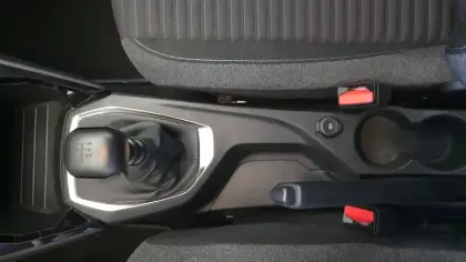 Photo 31 Peugeot 208  PureTech 100 S&S BVM6