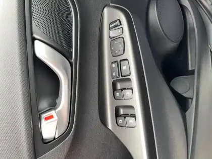 Photo 9 Hyundai Kona  Electrique 39 kWh - 136 ch