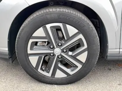 Photo 12 Hyundai Kona  Electrique 39 kWh - 136 ch