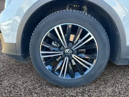 Photo 8 Volkswagen Tiguan  2.0 TDI 150ch DSG7