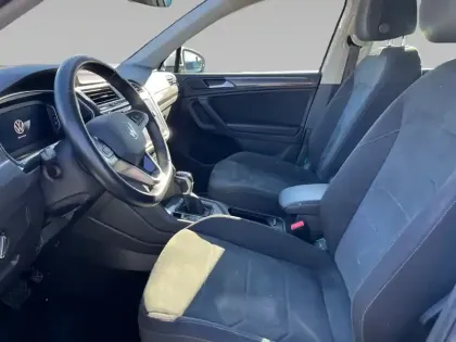 Photo 9 Volkswagen Tiguan  2.0 TDI 150ch DSG7