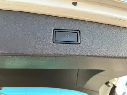 Photo 16 Volkswagen Tiguan  2.0 TDI 150ch DSG7