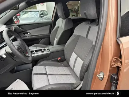 Photo 8 Opel Grandland  1.2 Turbo Hybrid 145 ch e-DCT6