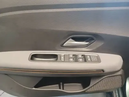 Photo 28 Dacia Jogger  ECO-G 100 7 places GSR2