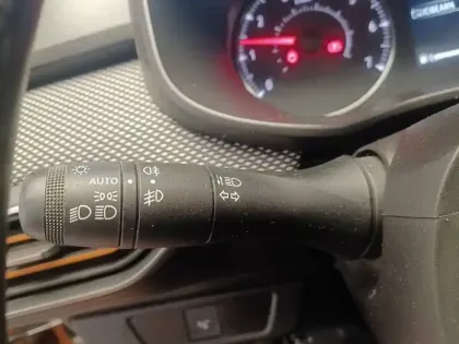 Photo 27 Dacia Sandero  TCe 90 - 22