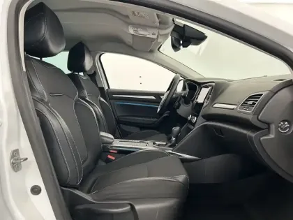 Photo 11 Renault Megane  IV Estate Blue dCi 115 EDC