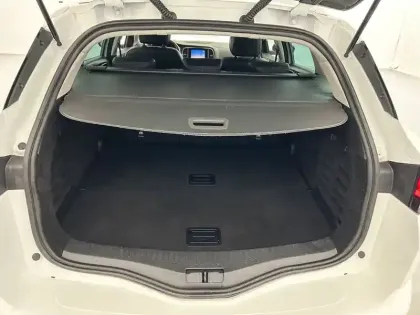 Photo 21 Renault Megane  IV Estate Blue dCi 115 EDC