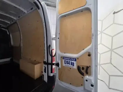 Photo 18 Renault Master  FGN TRAC F3500 L2H2 BLUE DCI 135