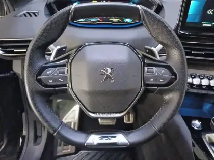 Photo 8 Peugeot 3008  Hybrid4 300 e-EAT8