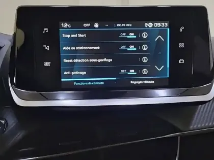 Photo 20 Peugeot 208  PureTech 100 S&S EAT8