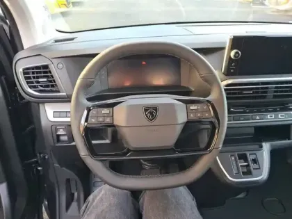 Photo 8 Peugeot Expert  FGN M BLUEHDI 180 S&S EAT8