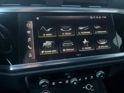 Photo 17 Audi Q3  35 TDI 150 ch S tronic 7