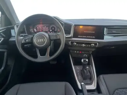 Photo 30 Audi A1  Sportback 30 TFSI 116 ch S tronic 7