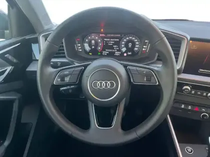 Photo 35 Audi A1  Sportback 30 TFSI 116 ch S tronic 7