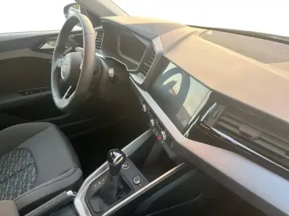 Photo 28 Audi A1  Sportback 30 TFSI 116 ch S tronic 7