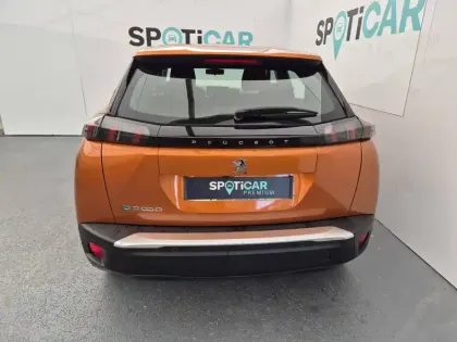 Photo 4 Peugeot 2008  Electrique 136 ch