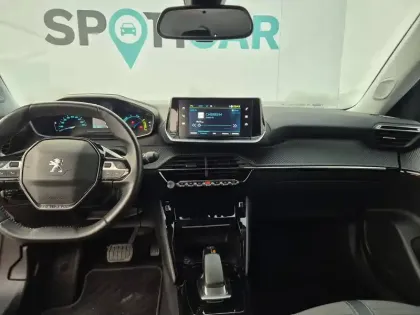 Photo 7 Peugeot 2008  Electrique 136 ch