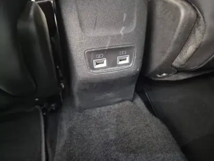 Photo 19 Peugeot 2008  Electrique 136 ch