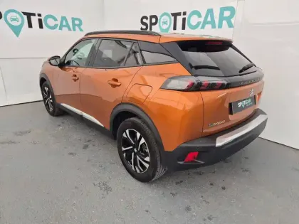 Photo 6 Peugeot 2008  Electrique 136 ch