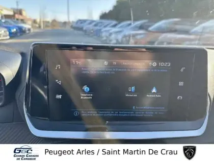 Photo 14 Peugeot 2008  PureTech 100 S&S BVM6