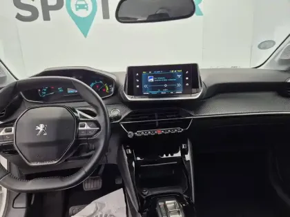 Photo 7 Peugeot 208  Electrique 50 kWh 136ch