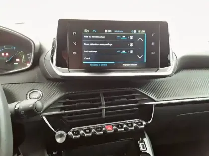 Photo 34 Peugeot 208  Electrique 50 kWh 136ch