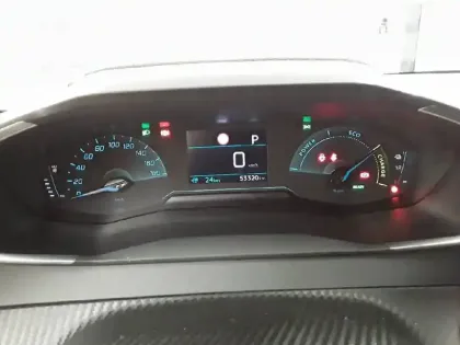 Photo 29 Peugeot 208  Electrique 50 kWh 136ch