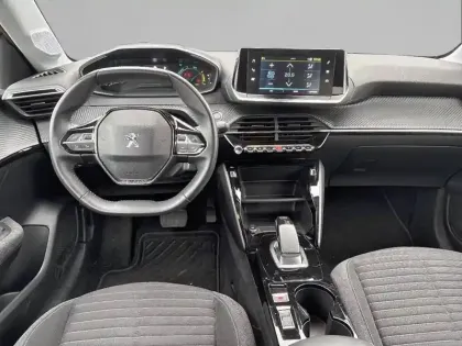 Photo 7 Peugeot 208  Electrique 50 kWh 136ch