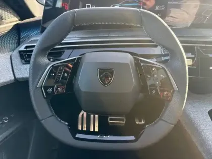 Photo 32 Peugeot 3008  Hybrid 136 e-DCS6