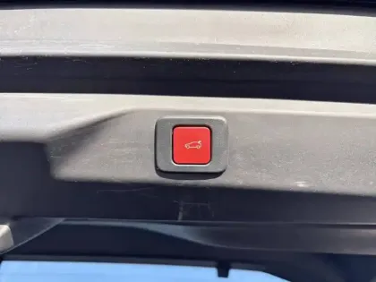 Photo 47 Peugeot 3008  Hybrid 136 e-DCS6