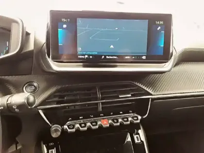 Photo 14 Peugeot 2008  Electrique 136 ch