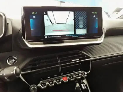 Photo 17 Peugeot 2008  Electrique 136 ch