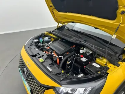 Photo 14 Peugeot 208  Electrique 50 kWh 136ch