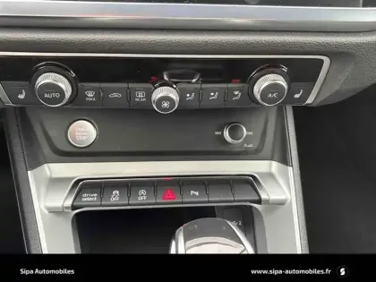 Photo 27 Audi Q3  35 TDI 150 ch S tronic 7