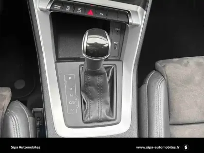 Photo 19 Audi Q3  35 TDI 150 ch S tronic 7